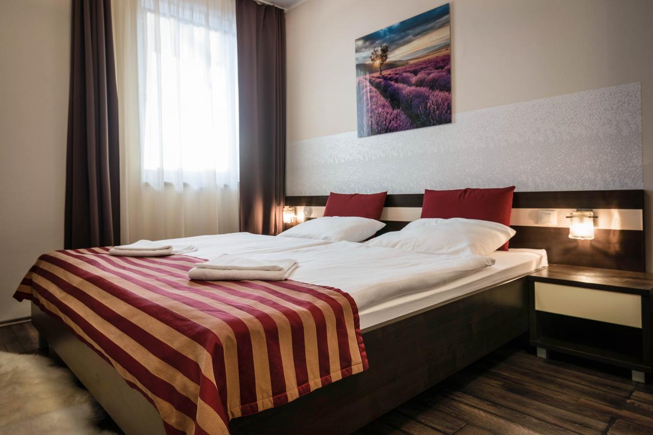 Bešeňová Apartman Mirka - Hotel Luka מראה חיצוני תמונה