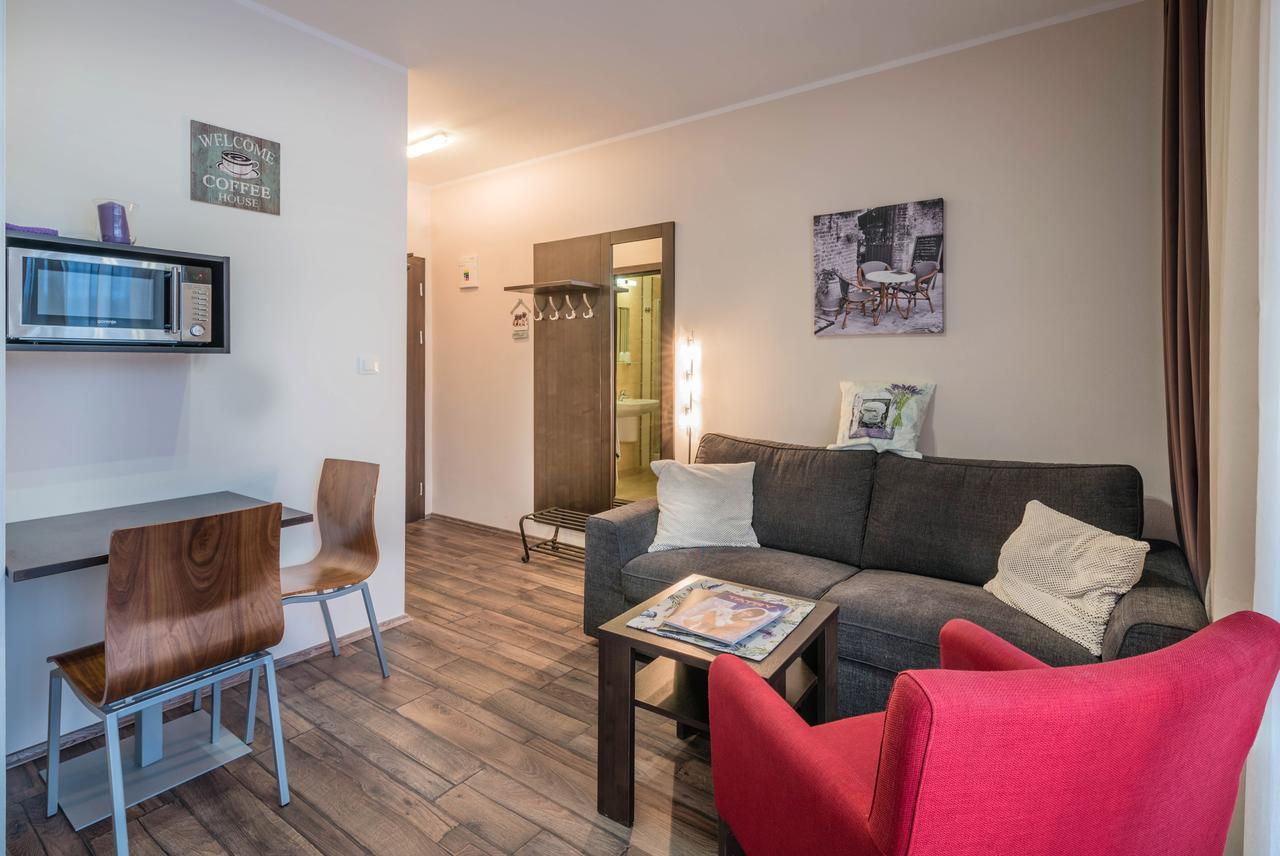 Bešeňová Apartman Mirka - Hotel Luka מראה חיצוני תמונה